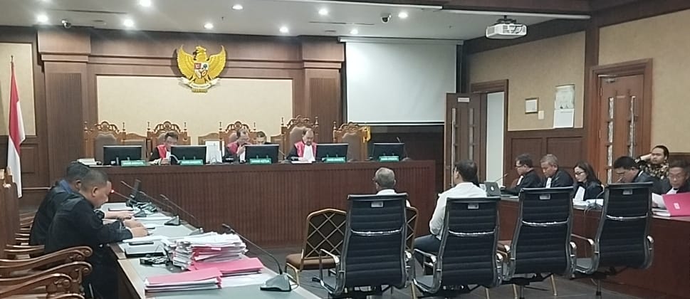 Dua Mantan Anggota Pemeriksa Pajak di Dakwa Terima Suap Miliaran Rupiah