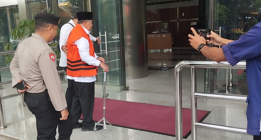 Pemeriksaan 20 Saksi Didua Tempat Berbeda Gubernur Nonaktif Abdul Gani Kasuba