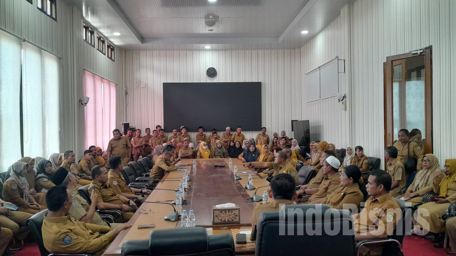 Sekda Haltim Tekankan Kinerja dan Koordinasi Jajaran Sekretariat Kabupaten